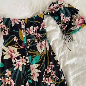 Off the shoulder Midi Dress // Billabong